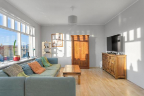 Spacious 3BR Penthouse in Downtown Reykjavik
